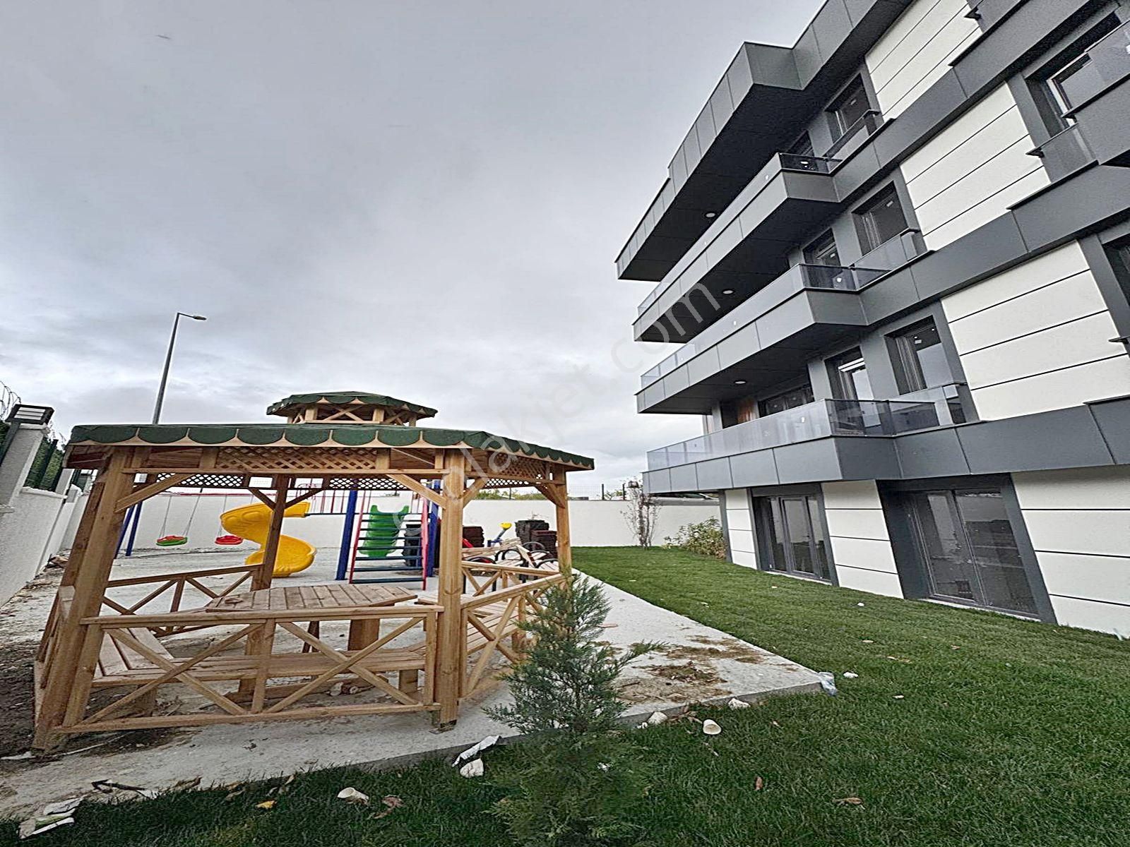 Cadde34 Yapı'dan Lüks Butik Site İçerisinde 3+1 Ebeveyn Banyolu Kapalı Otoparklı Satılık Daire!! - Görsel 14