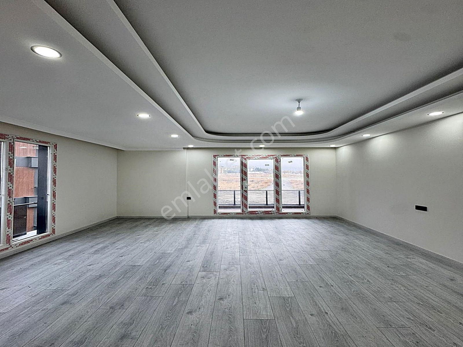 Cadde34 Yapı'dan Lüks Butik Site İçerisinde 3+1 Ebeveyn Banyolu Kapalı Otoparklı Satılık Daire!! - Görsel 11