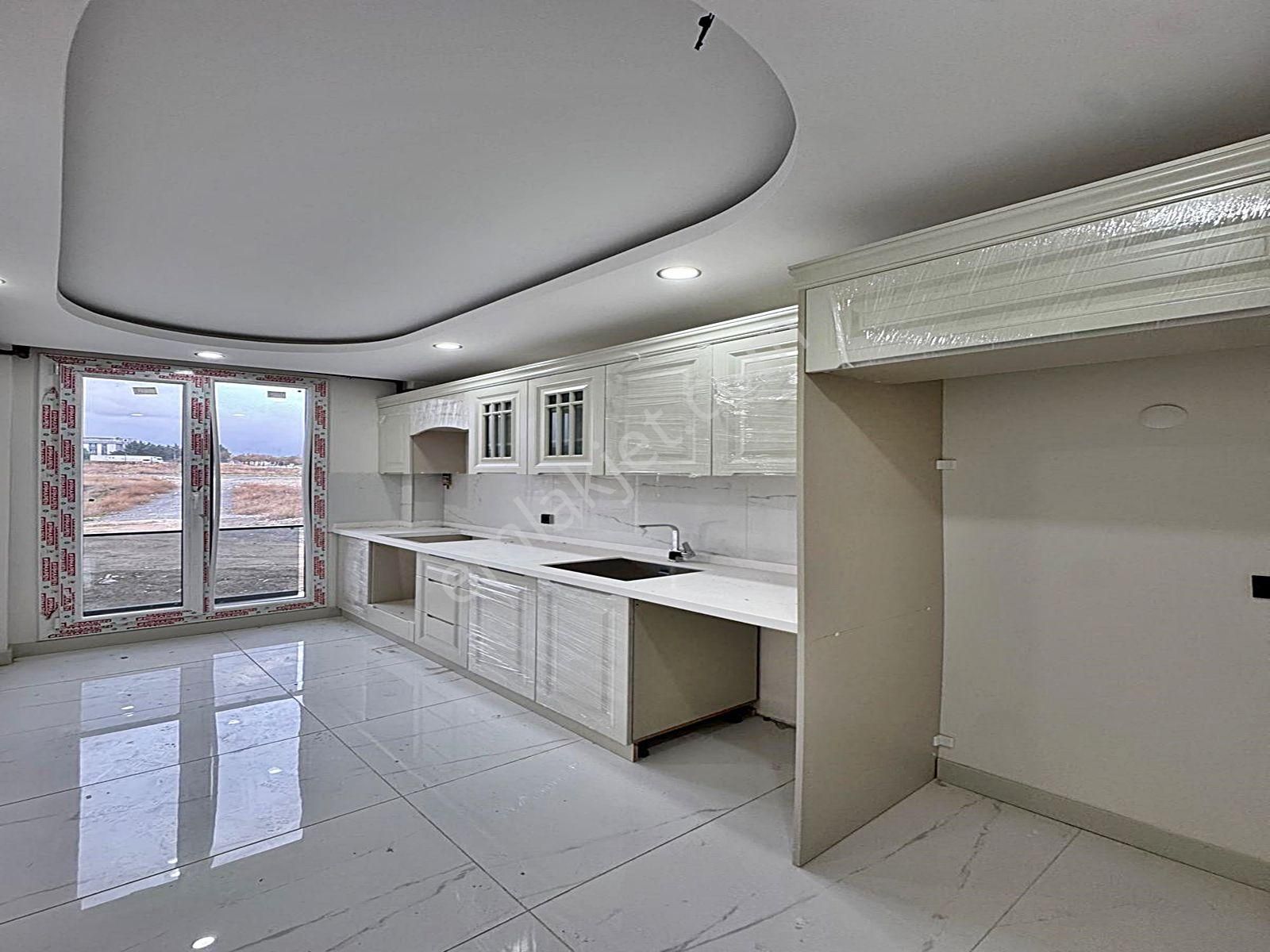Cadde34 Yapı'dan Lüks Butik Site İçerisinde 3+1 Ebeveyn Banyolu Kapalı Otoparklı Satılık Daire!! - Görsel 3