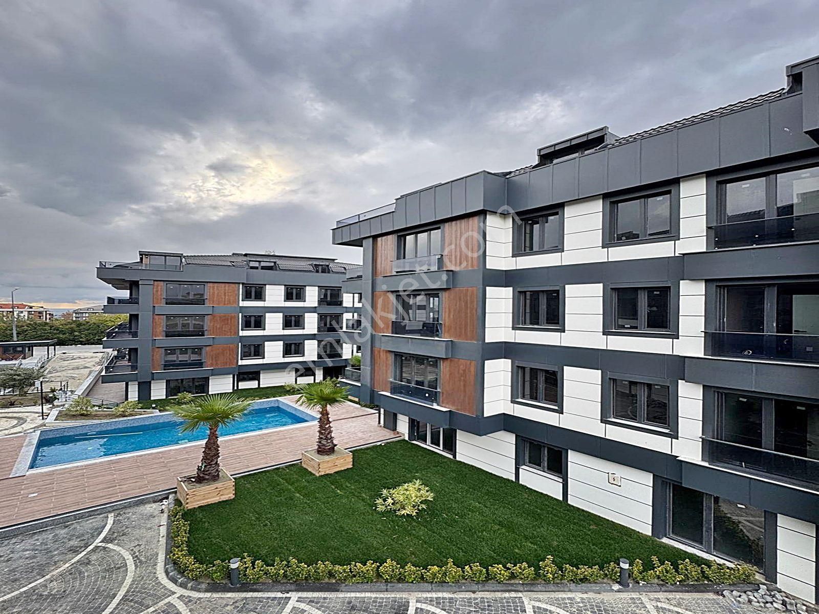 Cadde34 Yapı'dan Lüks Butik Site İçerisinde 3+1 Ebeveyn Banyolu Kapalı Otoparklı Satılık Daire!!