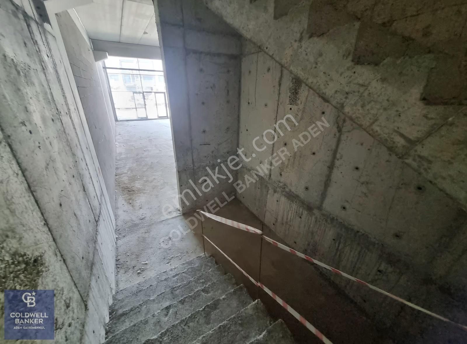 İstanbul Yoluna Çok Yakın Merkezi Konumda 170 M2 Giriş Dükkan - Görsel 7