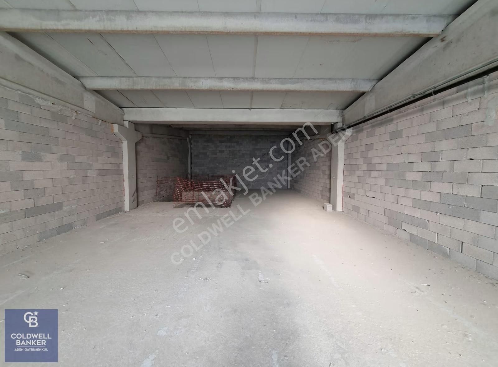 İstanbul Yoluna Çok Yakın Merkezi Konumda 170 M2 Giriş Dükkan - Görsel 15