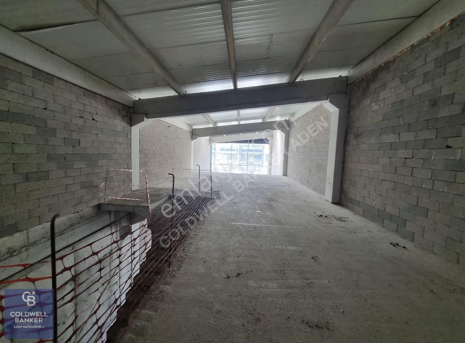 İstanbul Yoluna Çok Yakın Merkezi Konumda 170 M2 Giriş Dükkan - Görsel 24