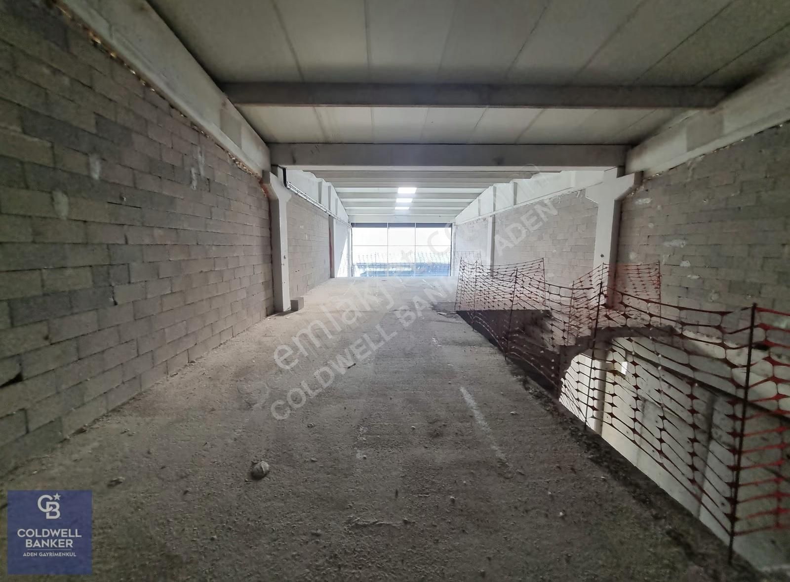 İstanbul Yoluna Çok Yakın Merkezi Konumda 170 M2 Giriş Dükkan - Görsel 9