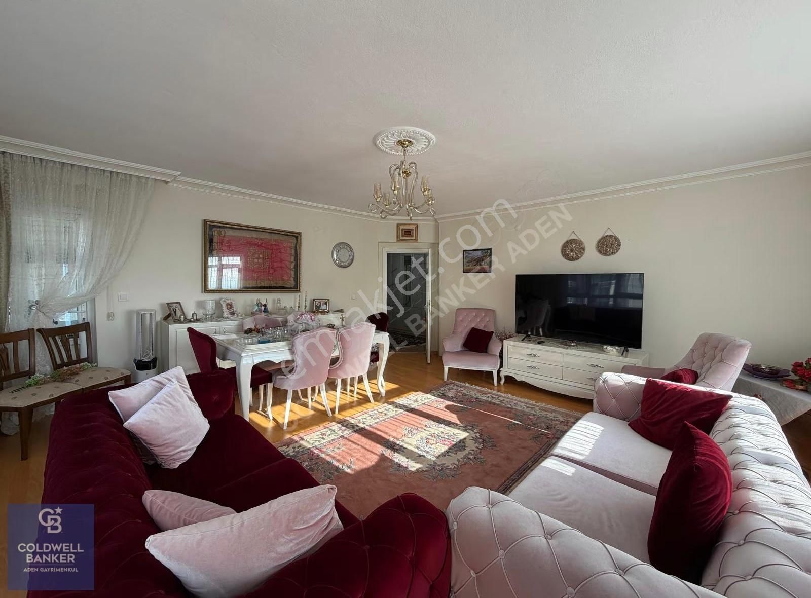 Ata Mahallesinde Cam Balkonlu Ebeveyn Banyolu 3+1 Satılık