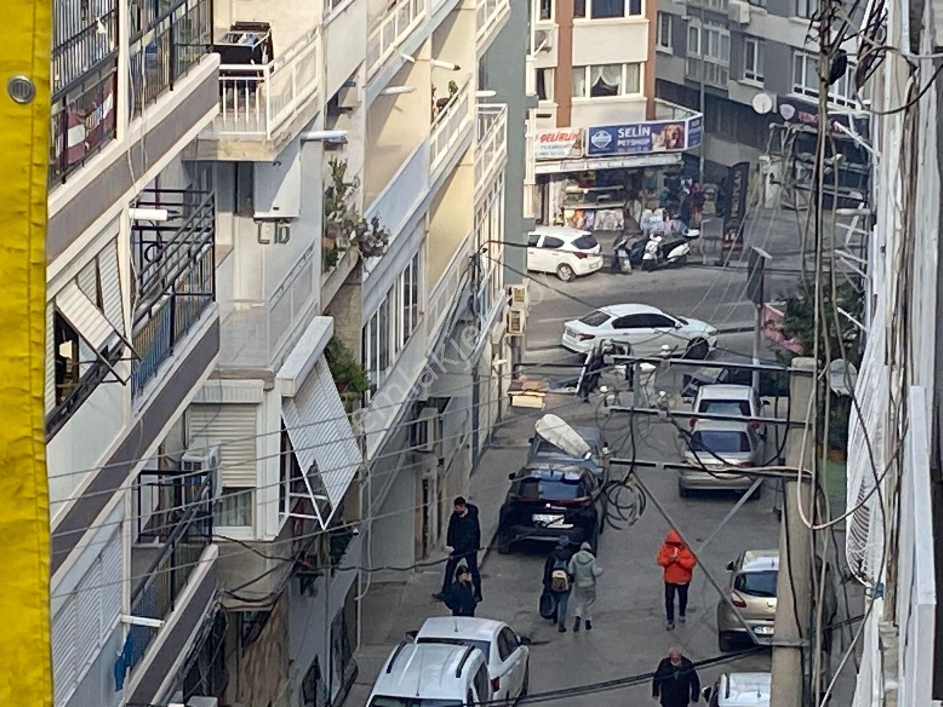 Atilla Mahallesinde 2+1 Doğalgazlı Asansörlü Bakımlı - Görsel 27