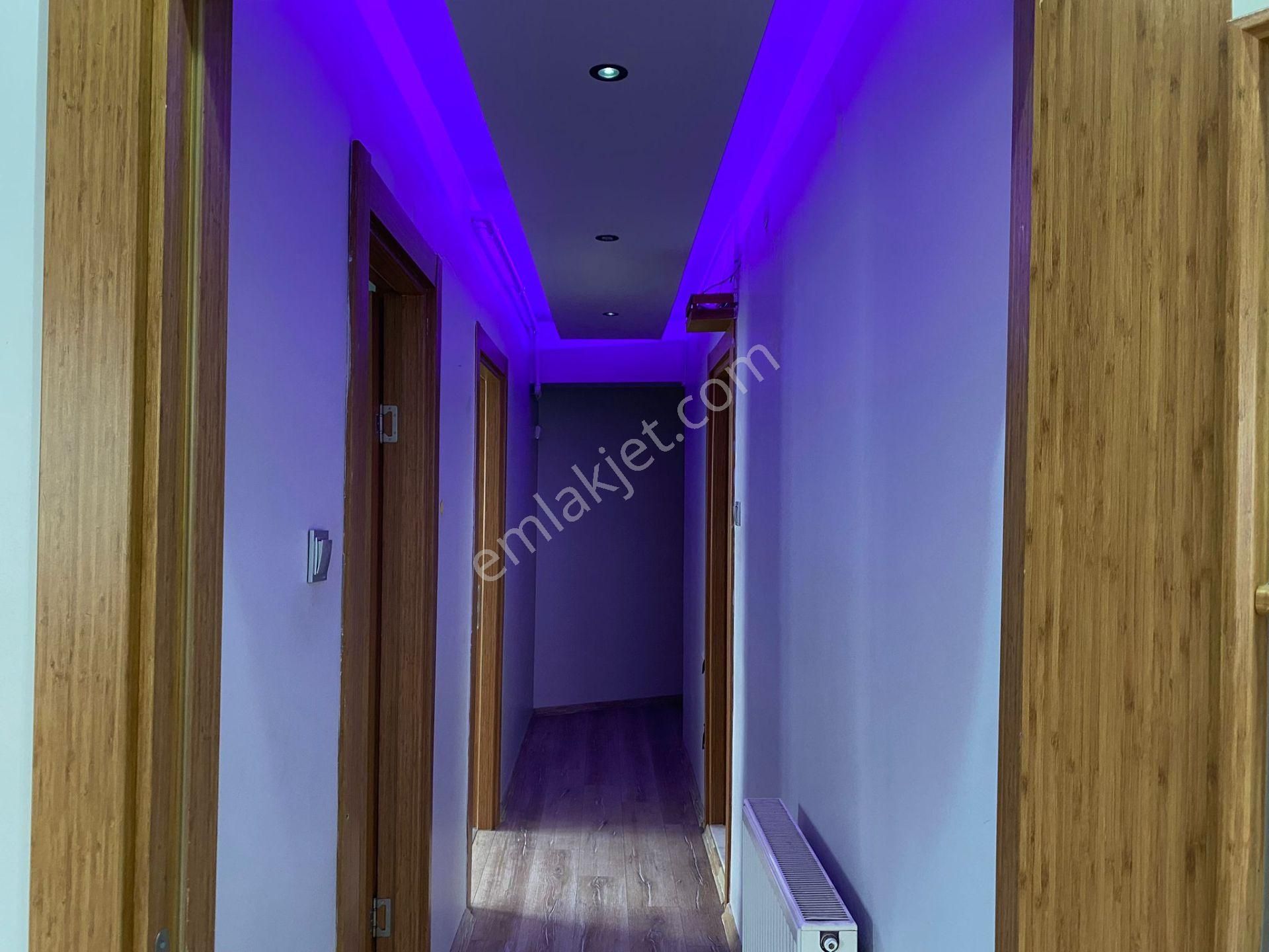 Atilla Mahallesinde 2+1 Doğalgazlı Asansörlü Bakımlı - Görsel 6