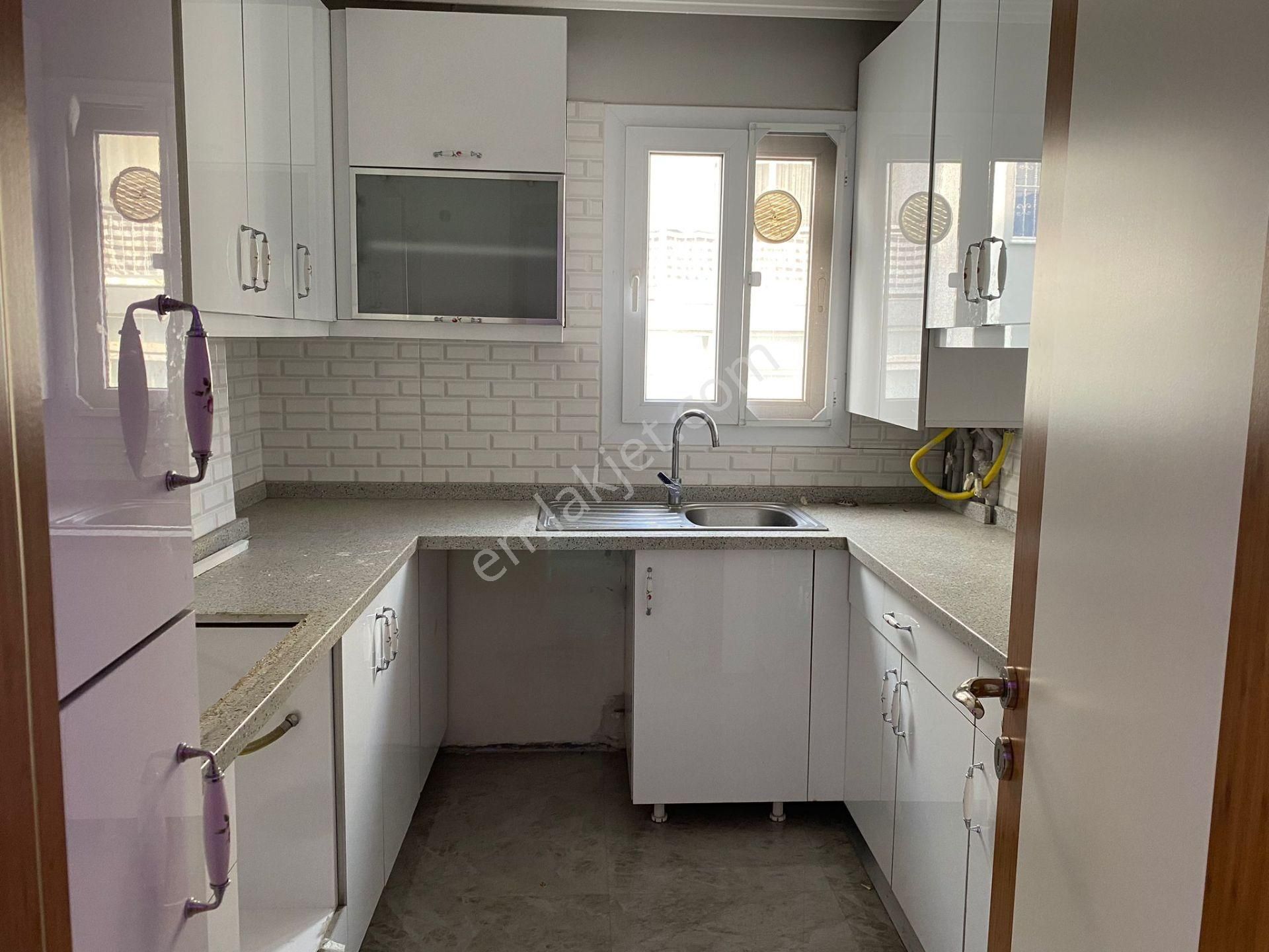 Atilla Mahallesinde 2+1 Doğalgazlı Asansörlü Bakımlı - Görsel 8