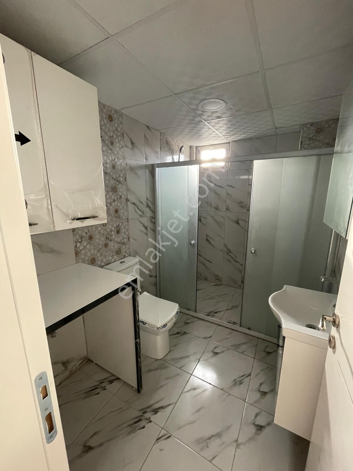 Afyon Üçok Emlaktan Kanlıca Mah Satılık Lüx 2+1 Sıfır Ayarında Daireler - Görsel 9