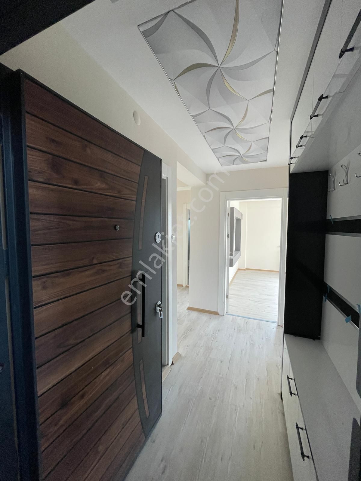 Afyon Üçok Emlaktan Kanlıca Mah Satılık Lüx 2+1 Sıfır Ayarında Daireler - Görsel 3