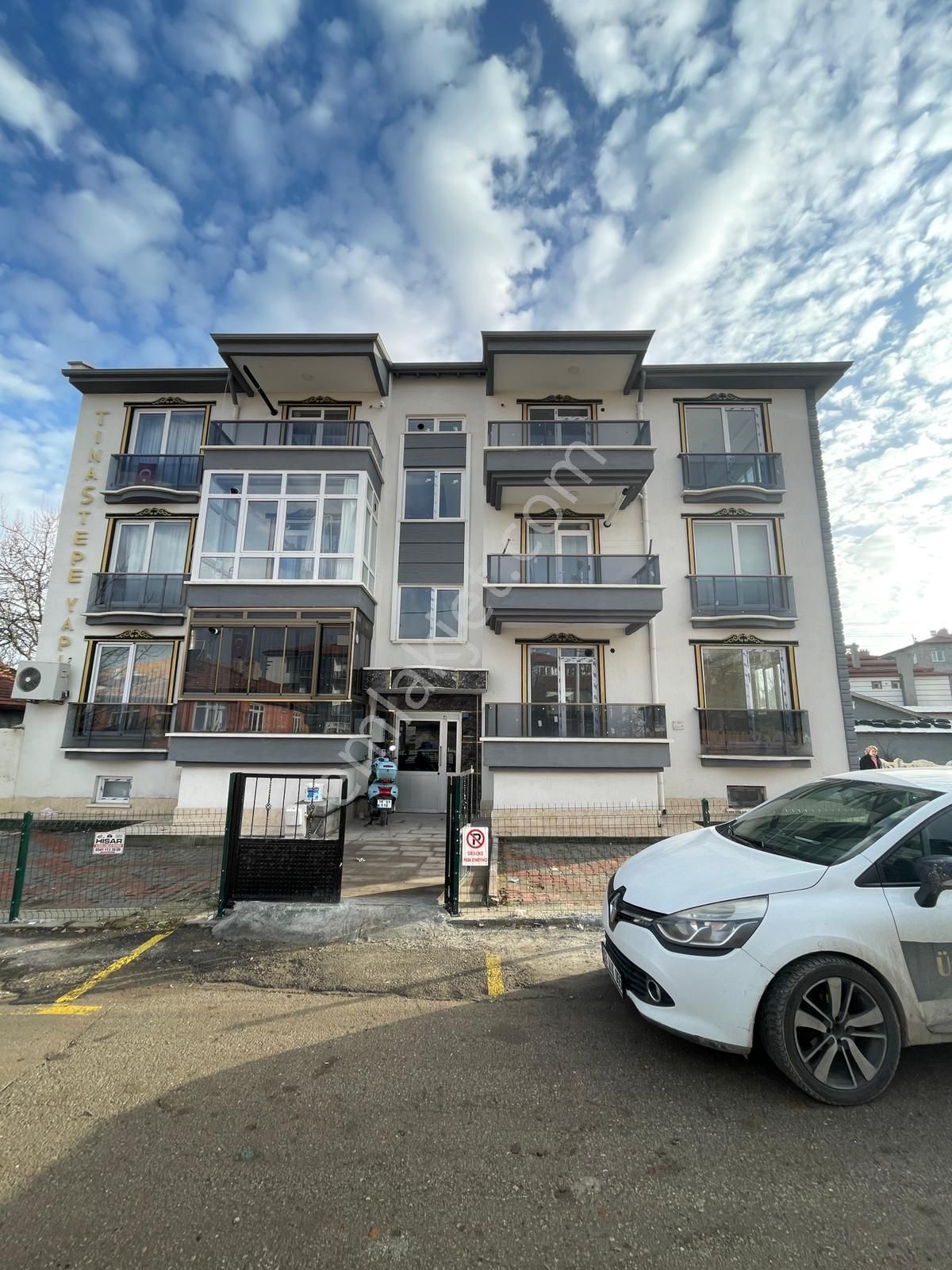 Afyon Üçok Emlaktan Kanlıca Mah Satılık Lüx 2+1 Sıfır Ayarında Daireler