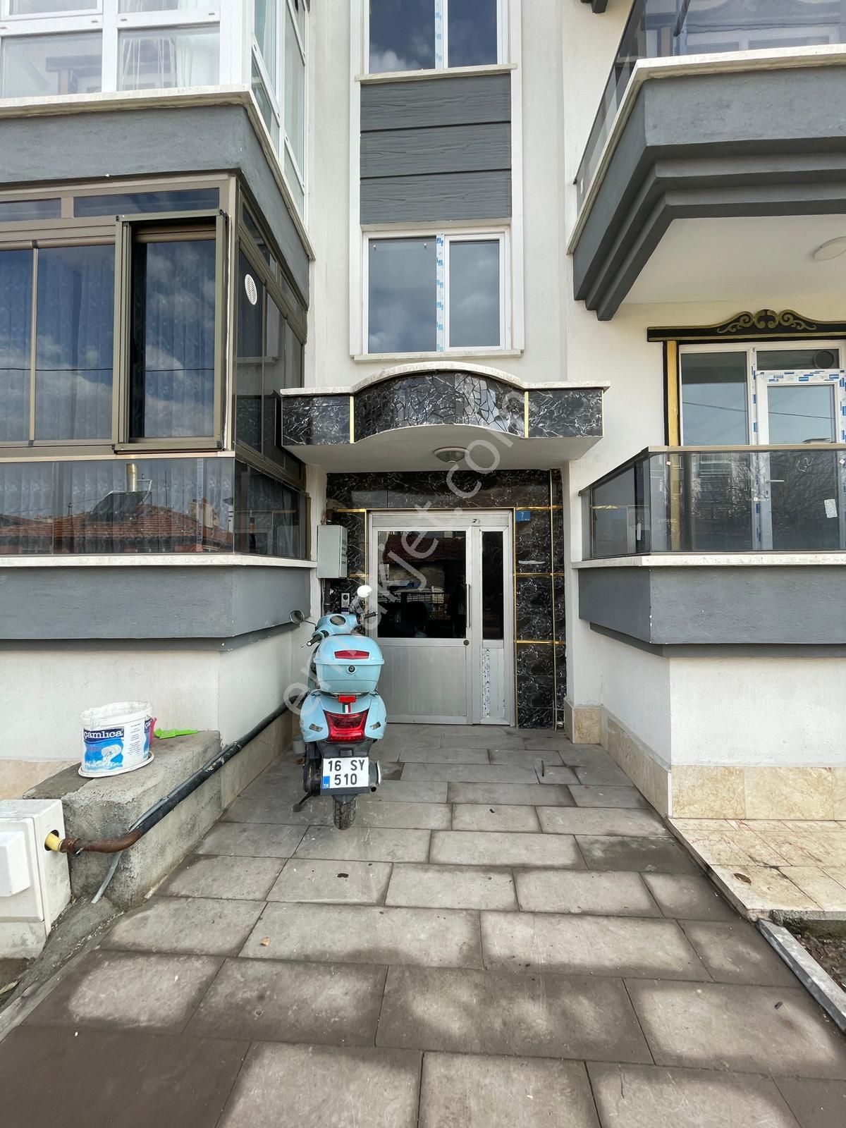 Afyon Üçok Emlaktan Kanlıca Mah Satılık Lüx 2+1 Sıfır Ayarında Daireler - Görsel 2