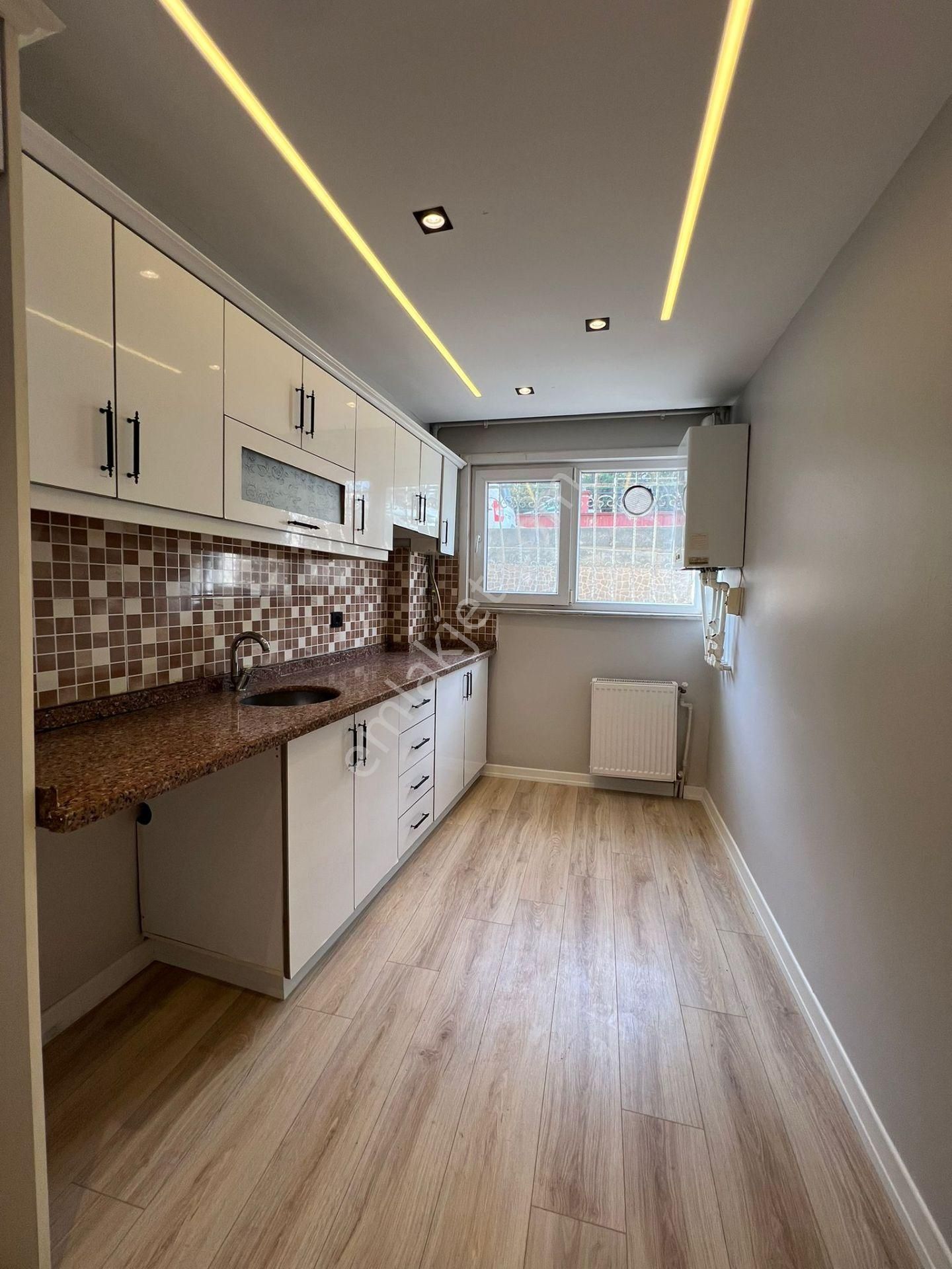 Metrobüse Yürüme Mesafesinde Lüx Bahçe Katı - Görsel 16