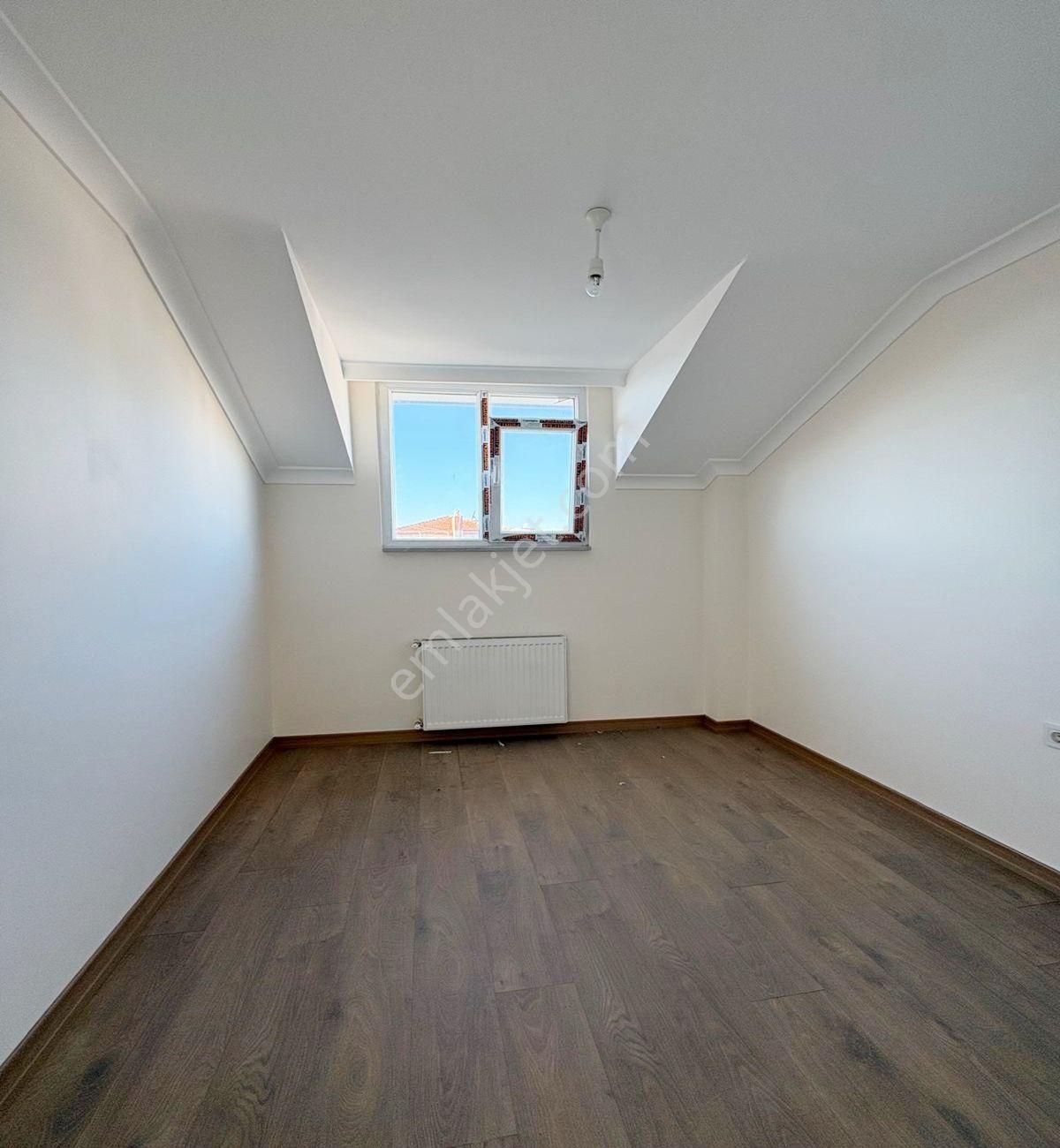 Avcılar Merkezde 6+2 Sıfır Kapalı Otoparklı Dublex Daire - Görsel 5