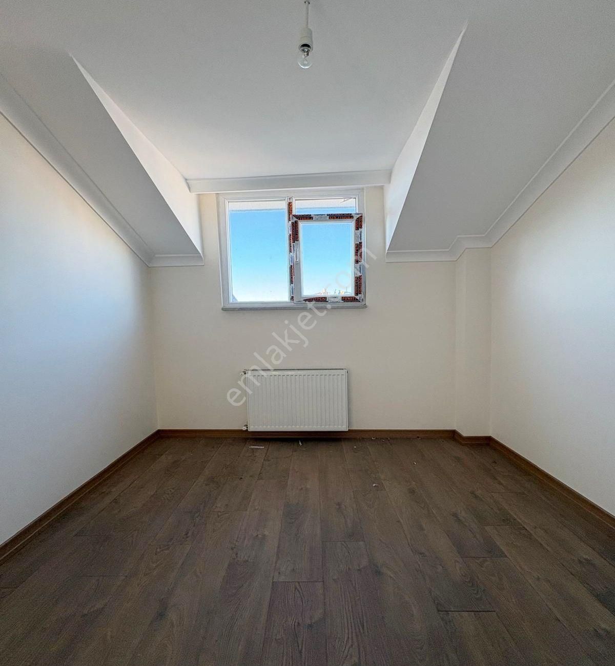 Avcılar Merkezde 6+2 Sıfır Kapalı Otoparklı Dublex Daire - Görsel 7