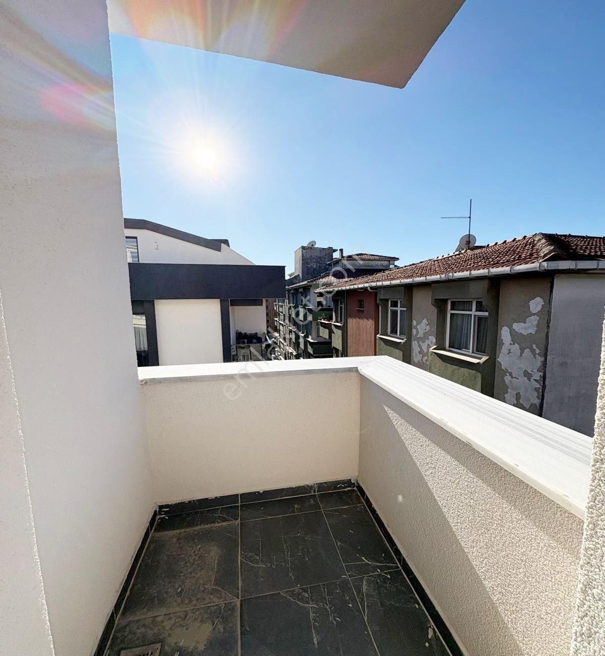 Avcılar Merkezde 6+2 Sıfır Kapalı Otoparklı Dublex Daire - Görsel 24