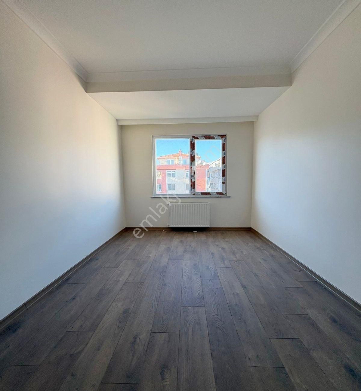 Avcılar Merkezde 6+2 Sıfır Kapalı Otoparklı Dublex Daire - Görsel 9