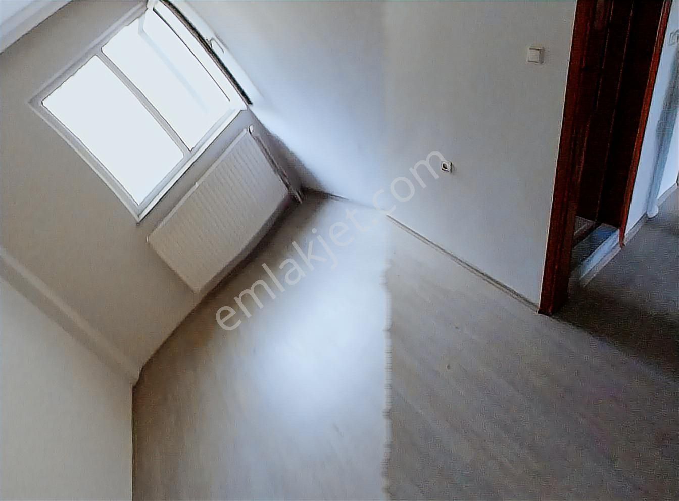 Ertuğrulgazi Mahallesinde Kiralık 2+1 Daire - Görsel 12