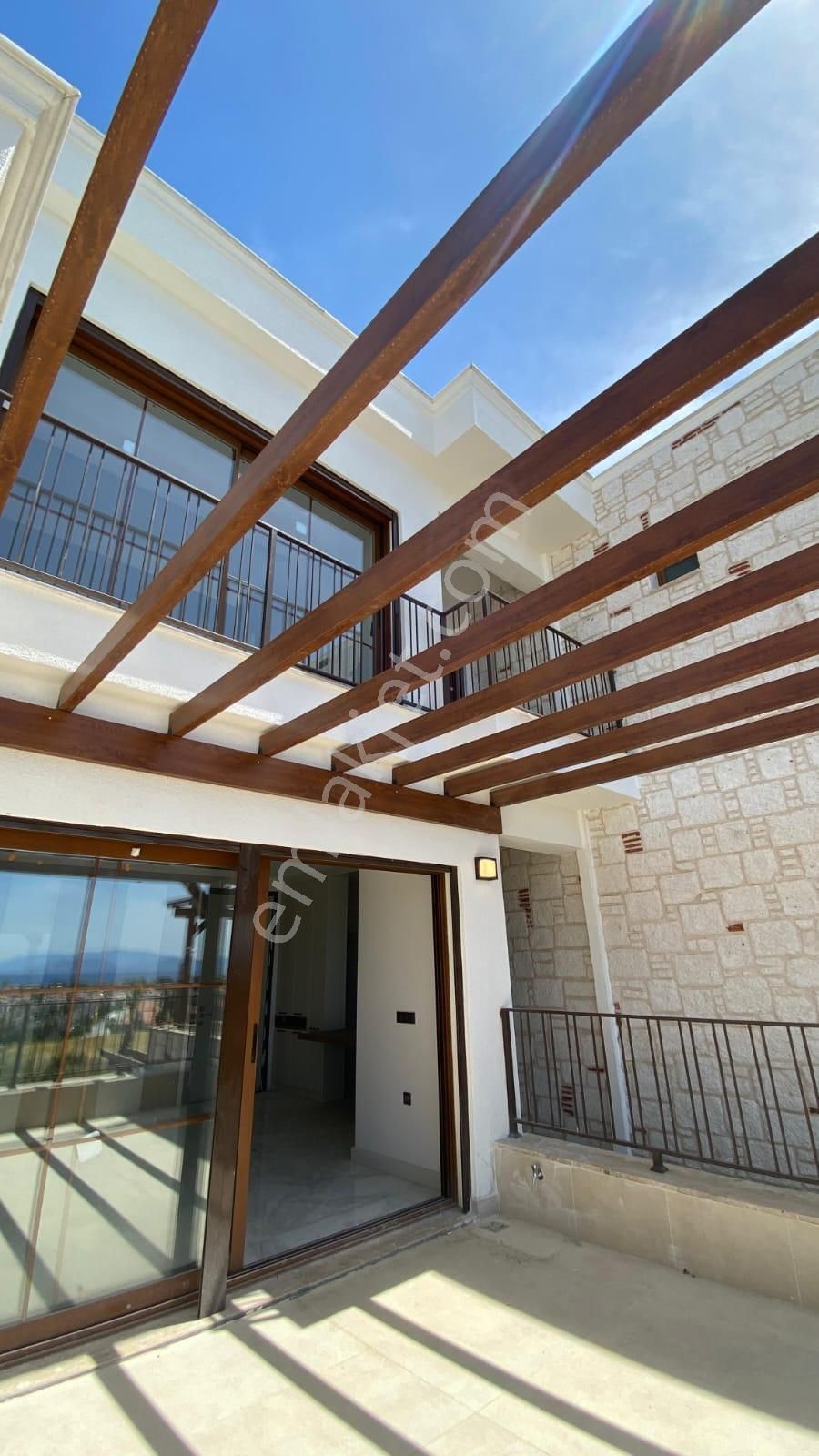 Soğucak'ta Panoramik Deniz Manzaralı 2+1 Dubleks Daire - Görsel 17