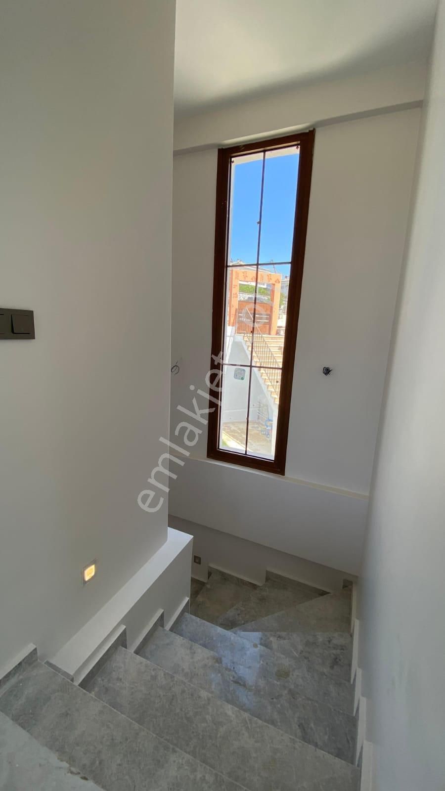 Soğucak'ta Panoramik Deniz Manzaralı 2+1 Dubleks Daire - Görsel 24