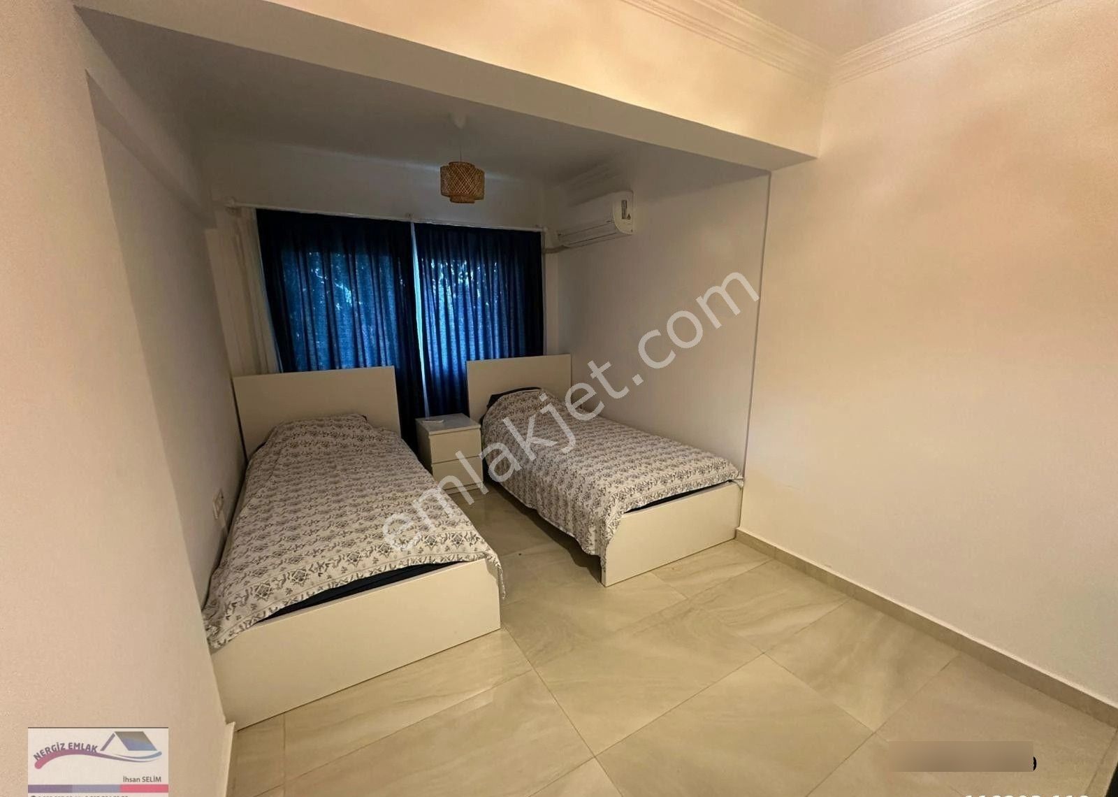 Gültan Sitesinde Havuzlu Açık Otoparklı Villa - Görsel 2
