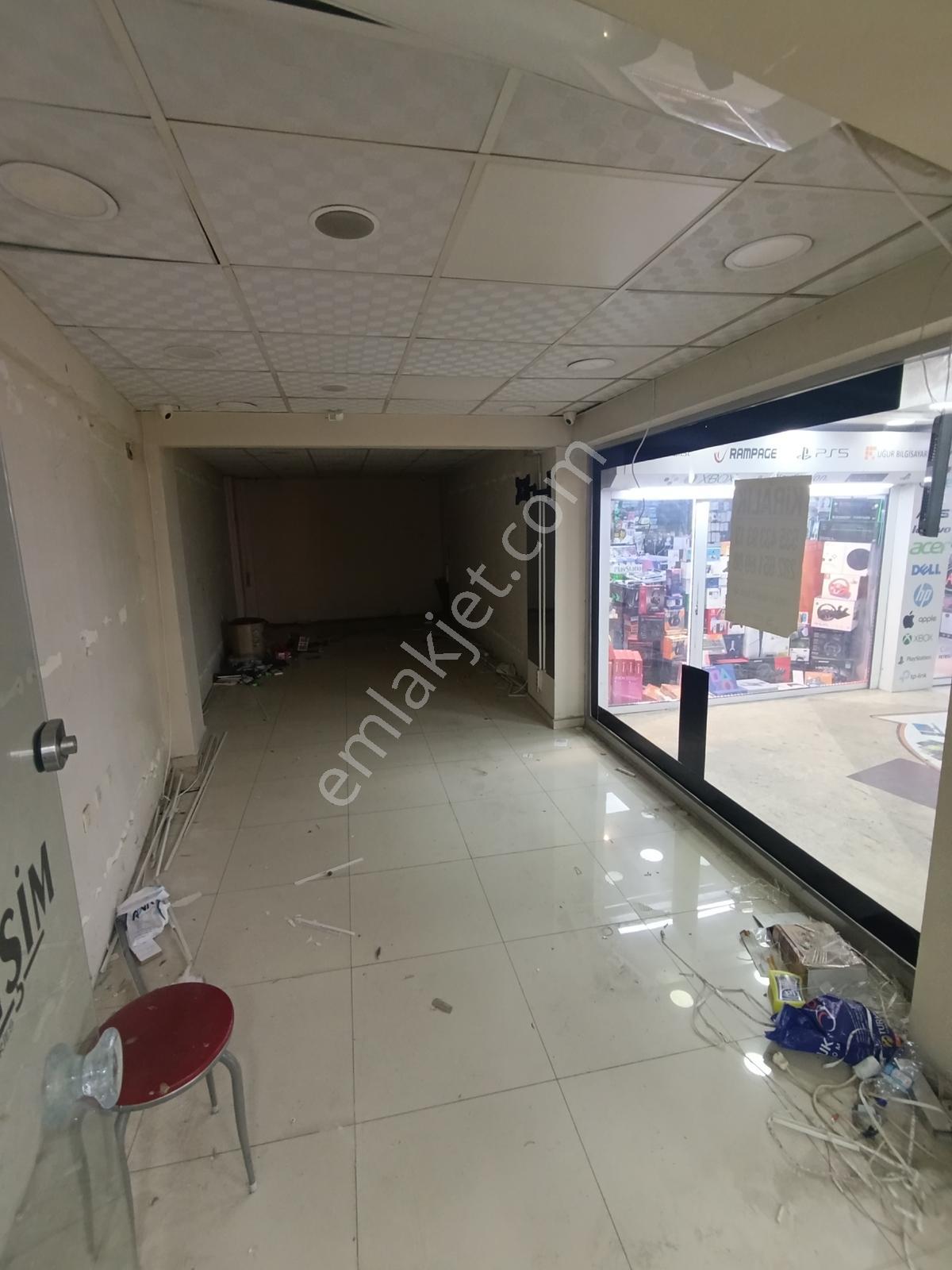 Çorlu Merkezde Megalit İş Merkezi Girişinde Kupon Kiralık Dükkan - Görsel 14