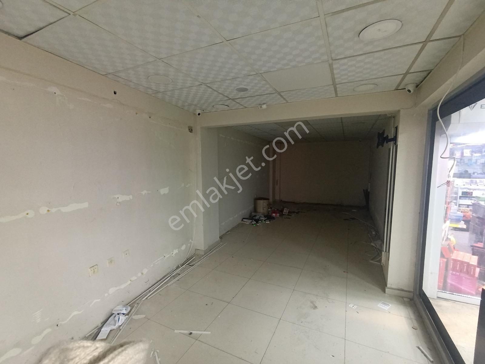 Çorlu Merkezde Megalit İş Merkezi Girişinde Kupon Kiralık Dükkan - Görsel 6