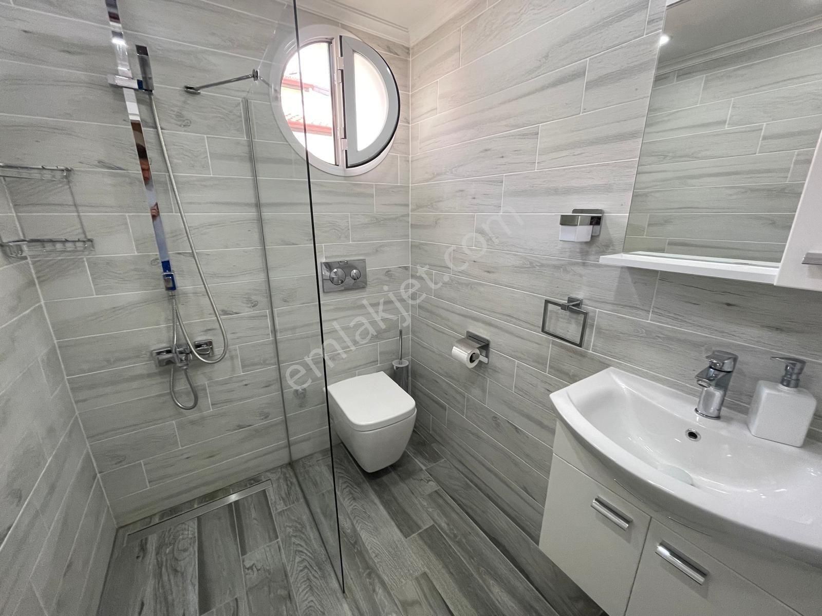 Çalışta Denize Sıfır Site İçerisinde 3+1 Villa - Görsel 8