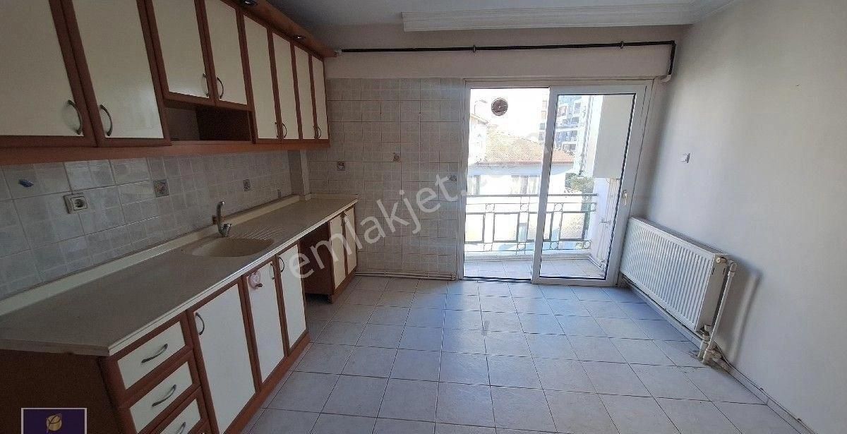 Efeler Cumhuriyet Mahallesi'nin En Güzel Yerinde Kiralık Doğalgazlı Asansörlü 3+1 Daire!!! - Görsel 29