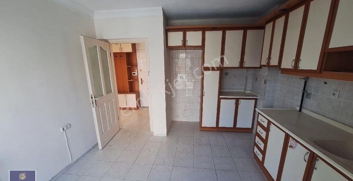 Efeler Cumhuriyet Mahallesi'nin En Güzel Yerinde Kiralık Doğalgazlı Asansörlü 3+1 Daire!!! - Görsel 35