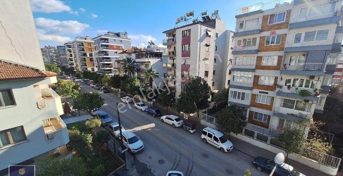 Efeler Cumhuriyet Mahallesi'nin En Güzel Yerinde Kiralık Doğalgazlı Asansörlü 3+1 Daire!!! - Görsel 19