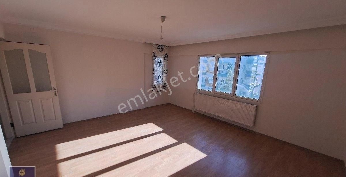 Efeler Cumhuriyet Mahallesi'nin En Güzel Yerinde Kiralık Doğalgazlı Asansörlü 3+1 Daire!!! - Görsel 26