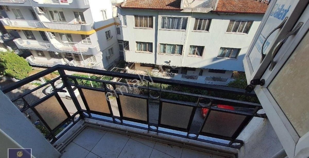 Efeler Cumhuriyet Mahallesi'nin En Güzel Yerinde Kiralık Doğalgazlı Asansörlü 3+1 Daire!!! - Görsel 11