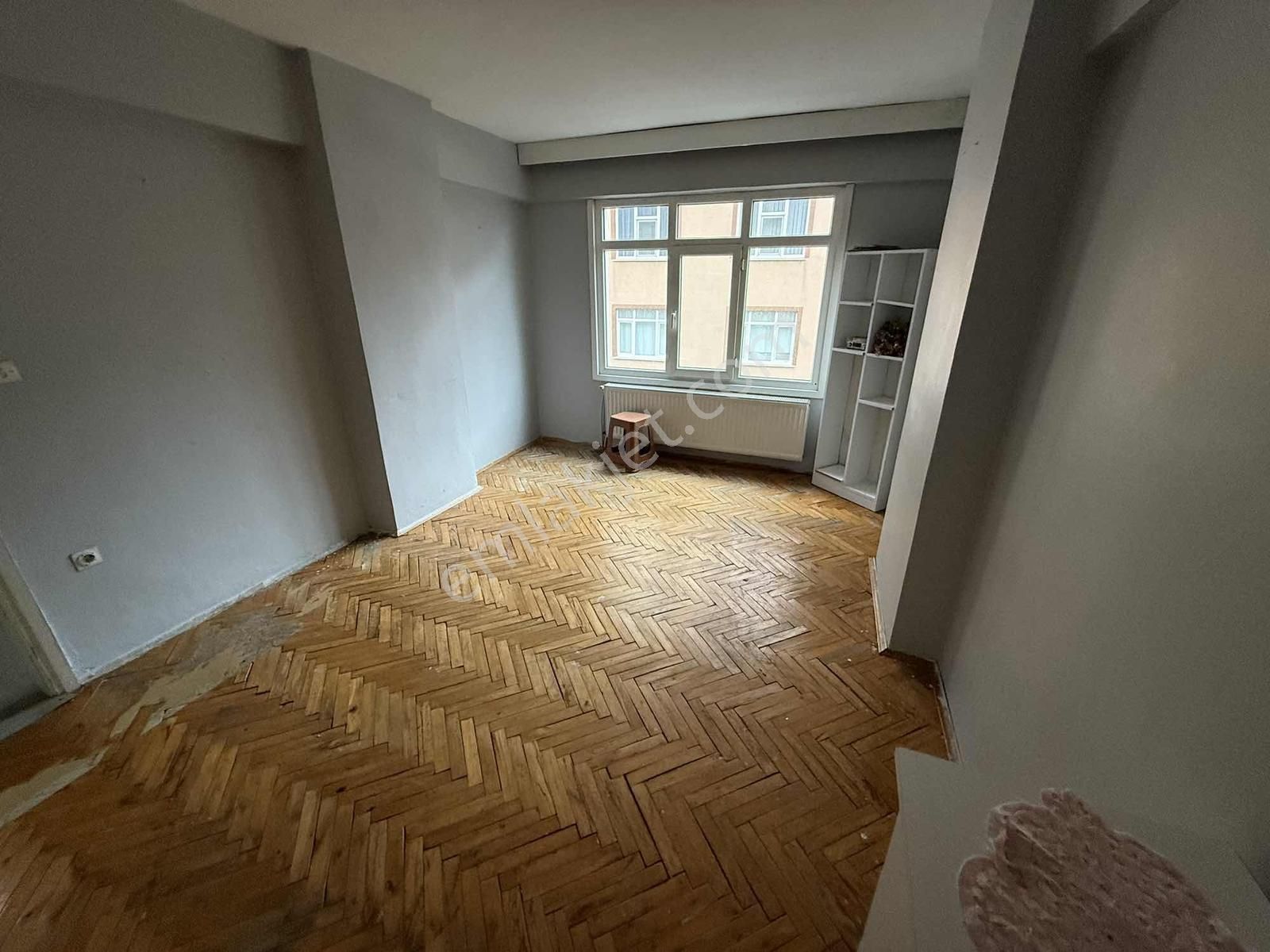 Kartal Merkez 2+1 Kiralik Daire Belediye Arkası Merkezi Konumda - Görsel 9