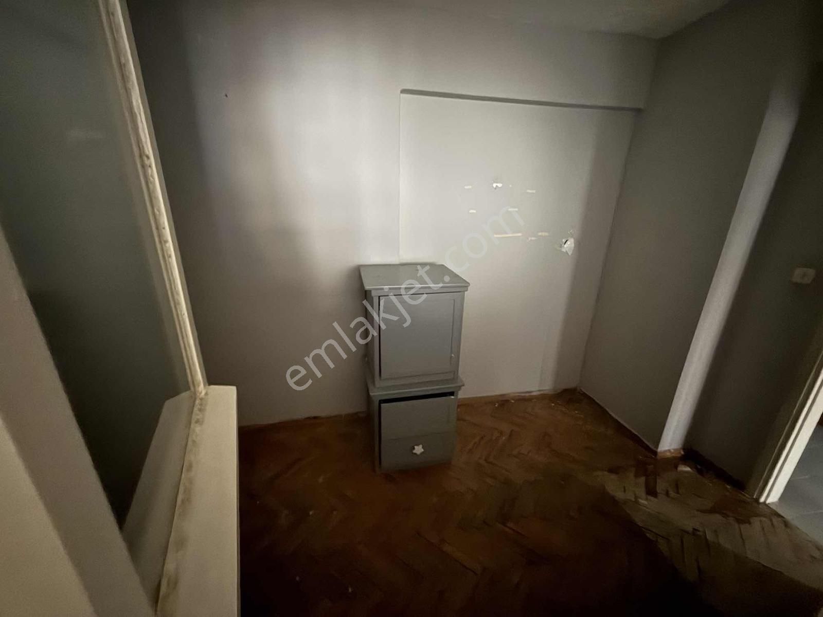 Kartal Merkez 2+1 Kiralik Daire Belediye Arkası Merkezi Konumda - Görsel 6