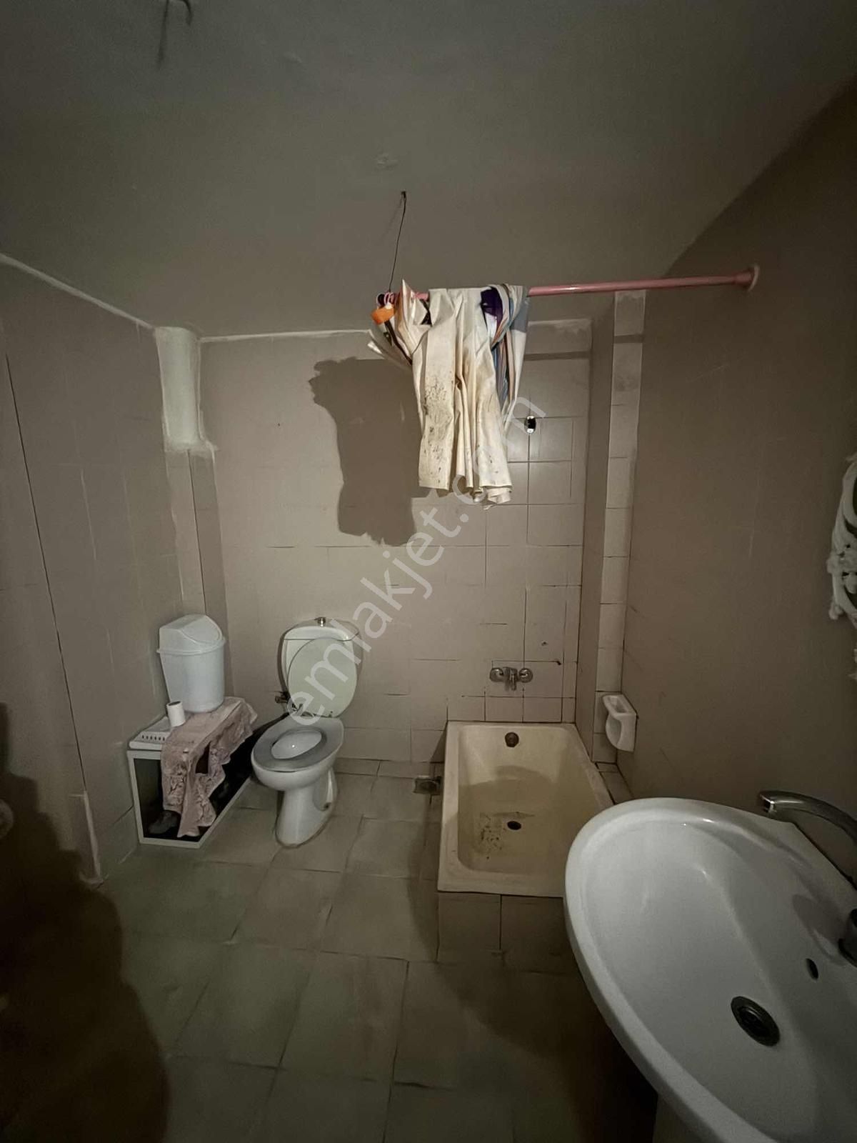 Kartal Merkez 2+1 Kiralik Daire Belediye Arkası Merkezi Konumda - Görsel 13