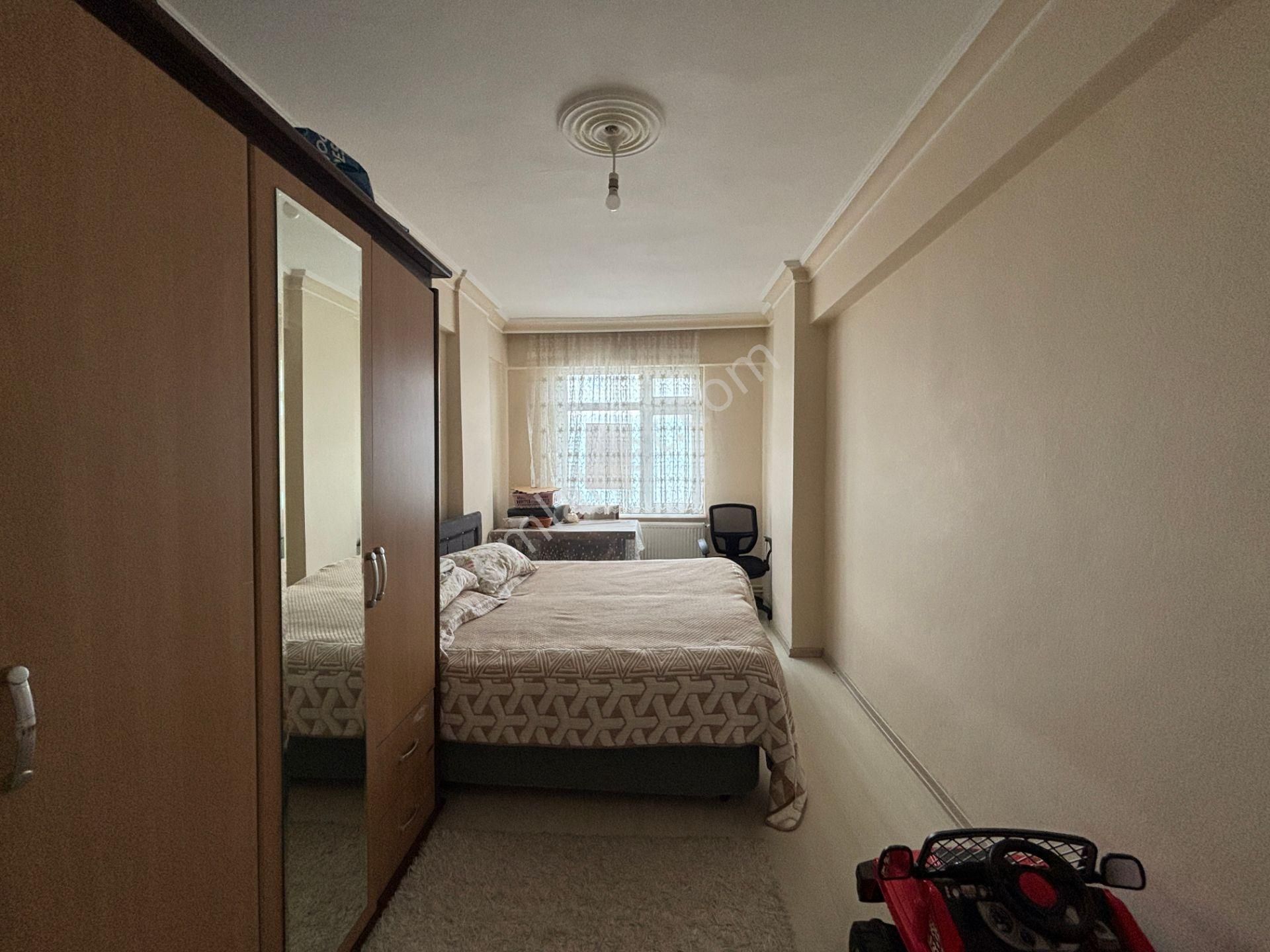 Akçakoca Çınar Caddesine Cephe 3+1 135 M2 Satılık Ara Kat Daire - Görsel 20