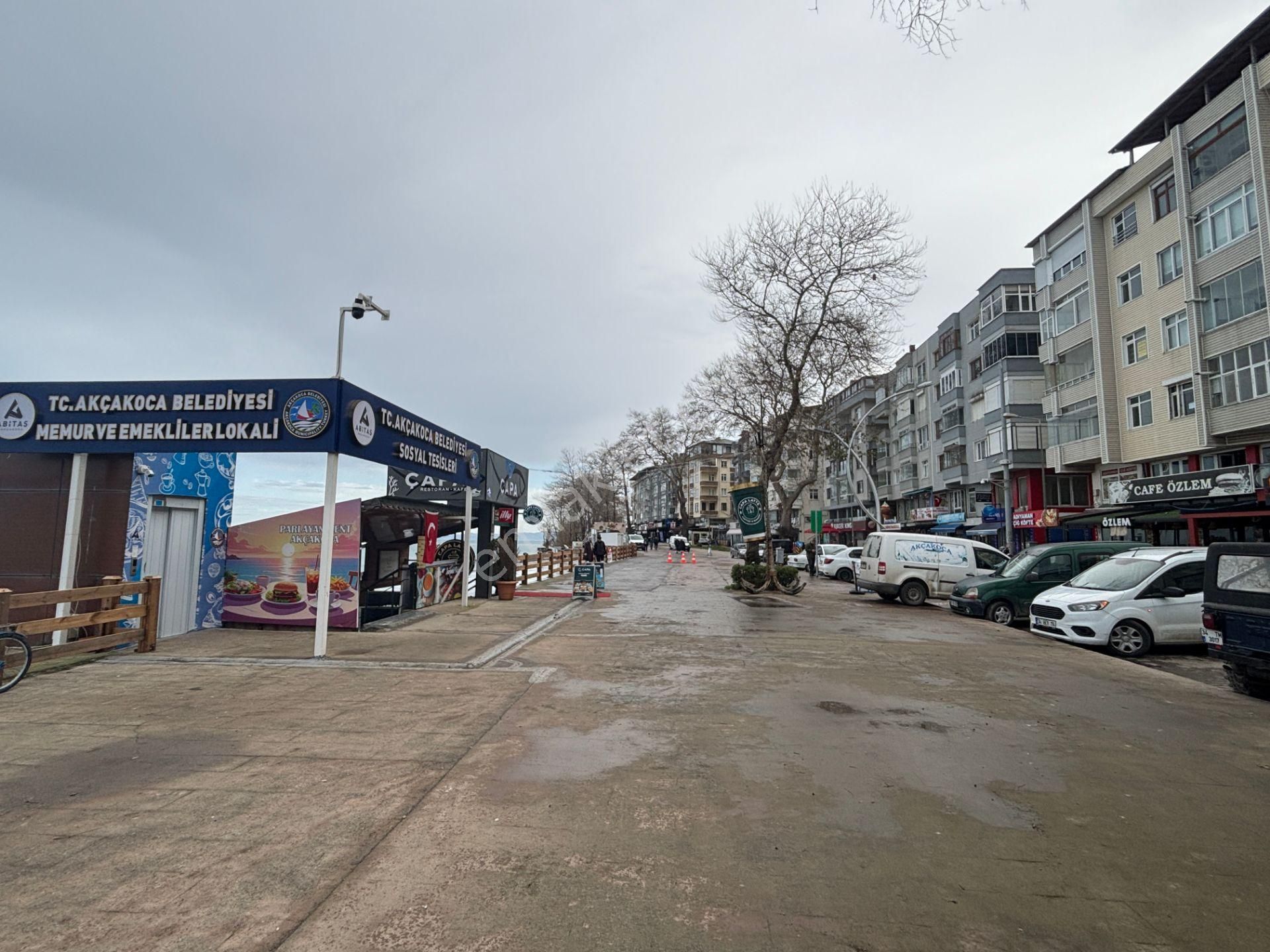 Akçakoca Çınar Caddesine Cephe 3+1 135 M2 Satılık Ara Kat Daire - Görsel 35