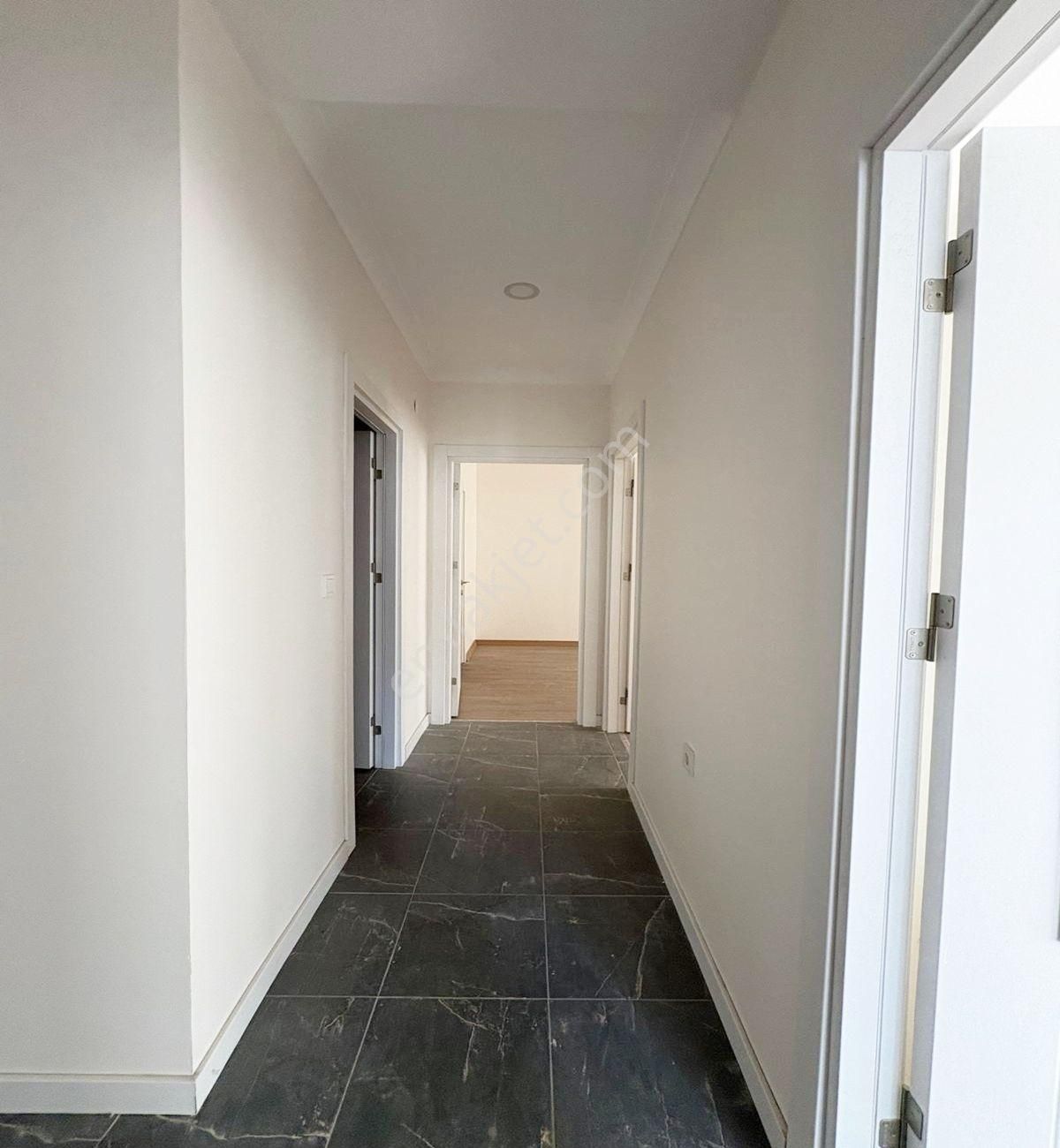 Avcılar Merkezde 3+1 Sıfır Kapalı Otoparklı Ebeveyn Banyolu - Görsel 13