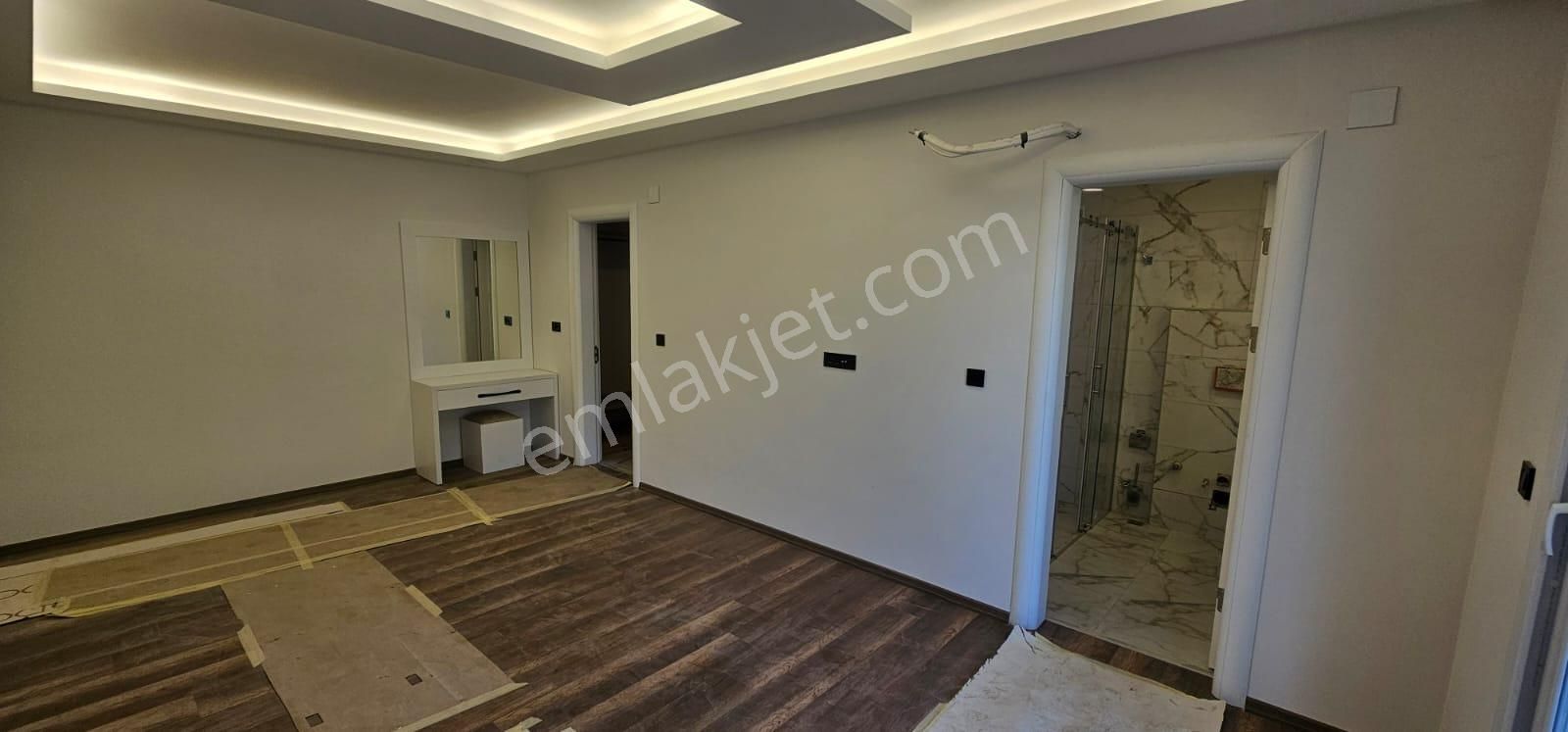 Ege Mahallesi'nde Tam Donanımlı Sitede Lüks Daireler - Görsel 20