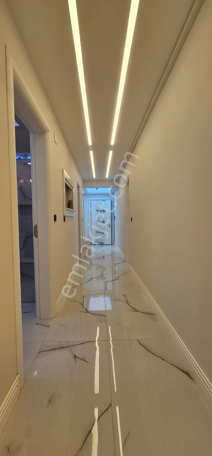 Ege Mahallesi'nde Tam Donanımlı Sitede Lüks Daireler - Görsel 18