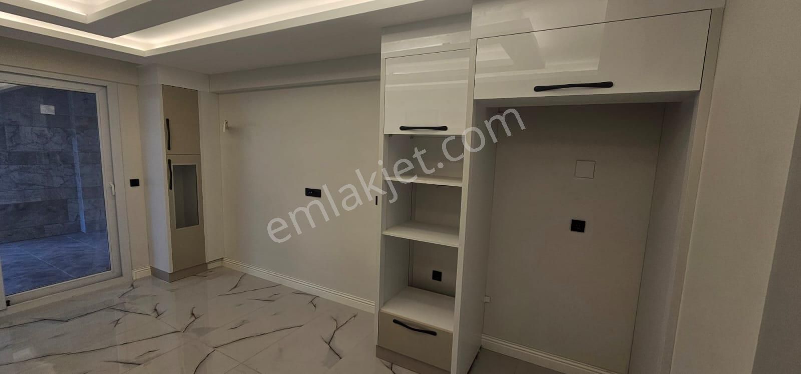 Ege Mahallesi'nde Tam Donanımlı Sitede Lüks Daireler - Görsel 31