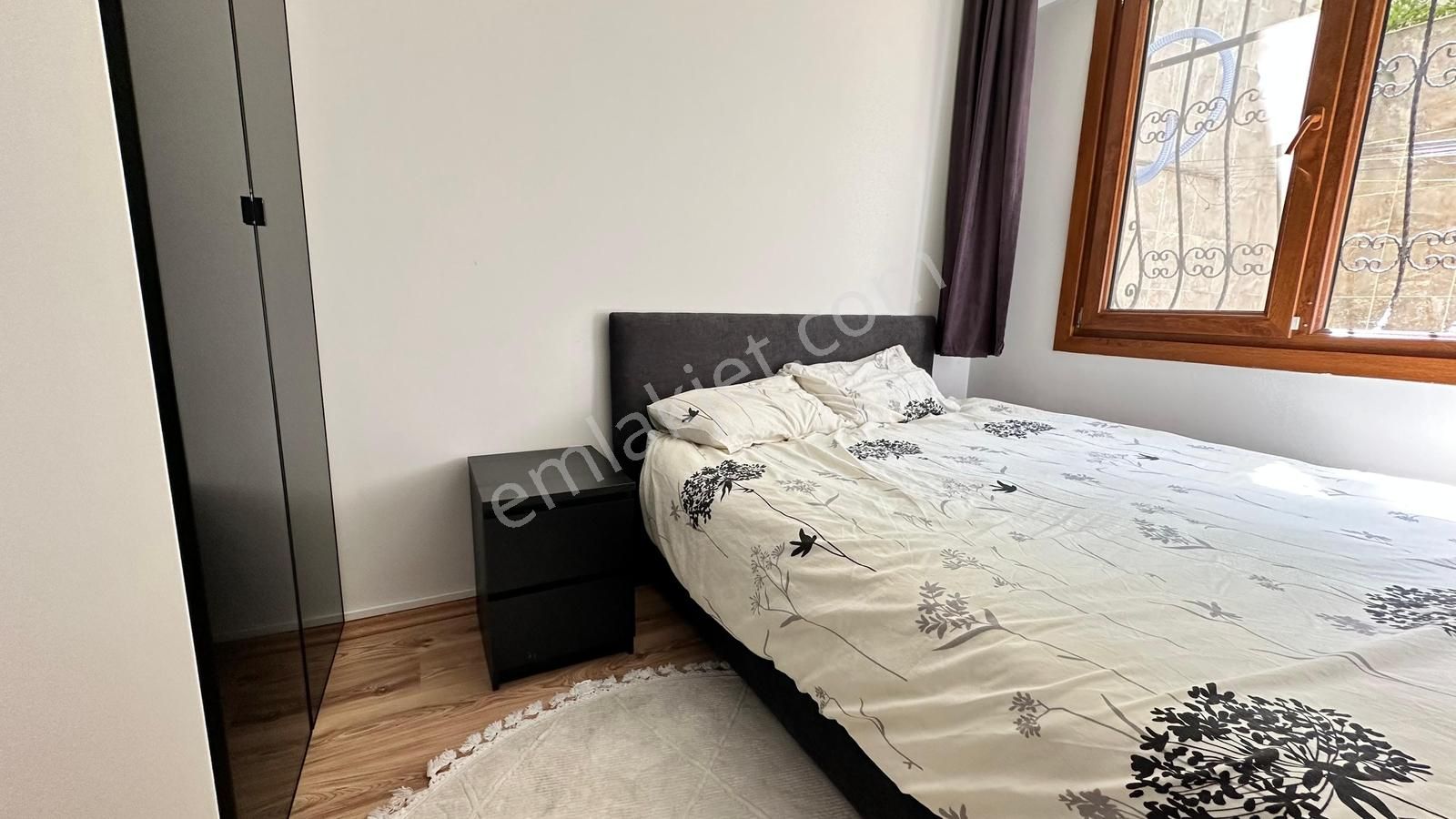 Halil Rıfat Paşada Bahçeli Ters Dubleks Eşyalı Satılık 2+1 Daire - Görsel 7