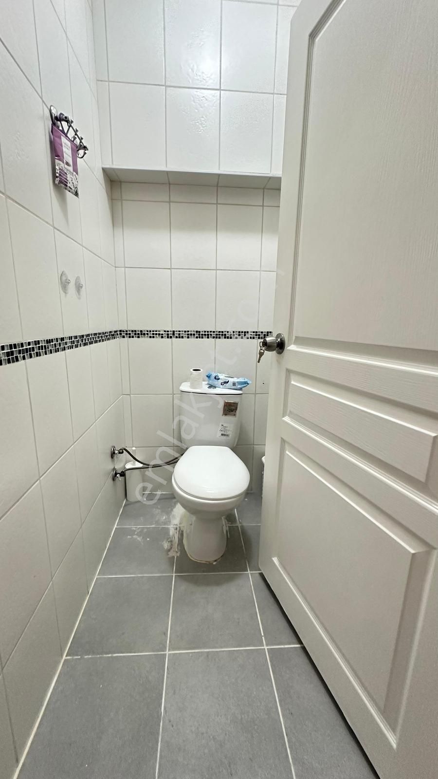 Halil Rıfat Paşada Bahçeli Ters Dubleks Eşyalı Satılık 2+1 Daire - Görsel 2