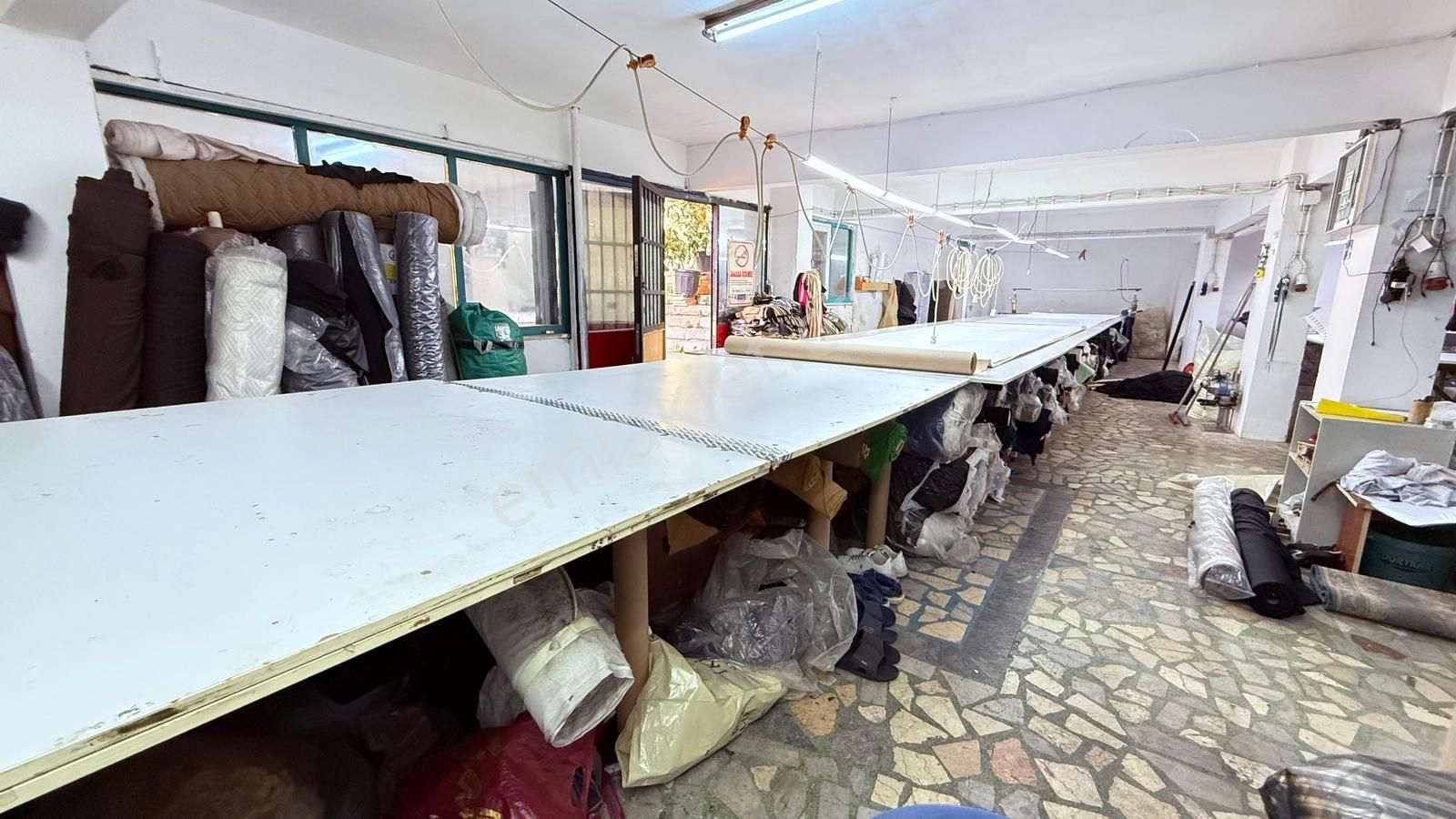 Kağıthane Talatpaşa Mh Satılık 180m2 Dükkan Toplu Ulaşıma 5dk