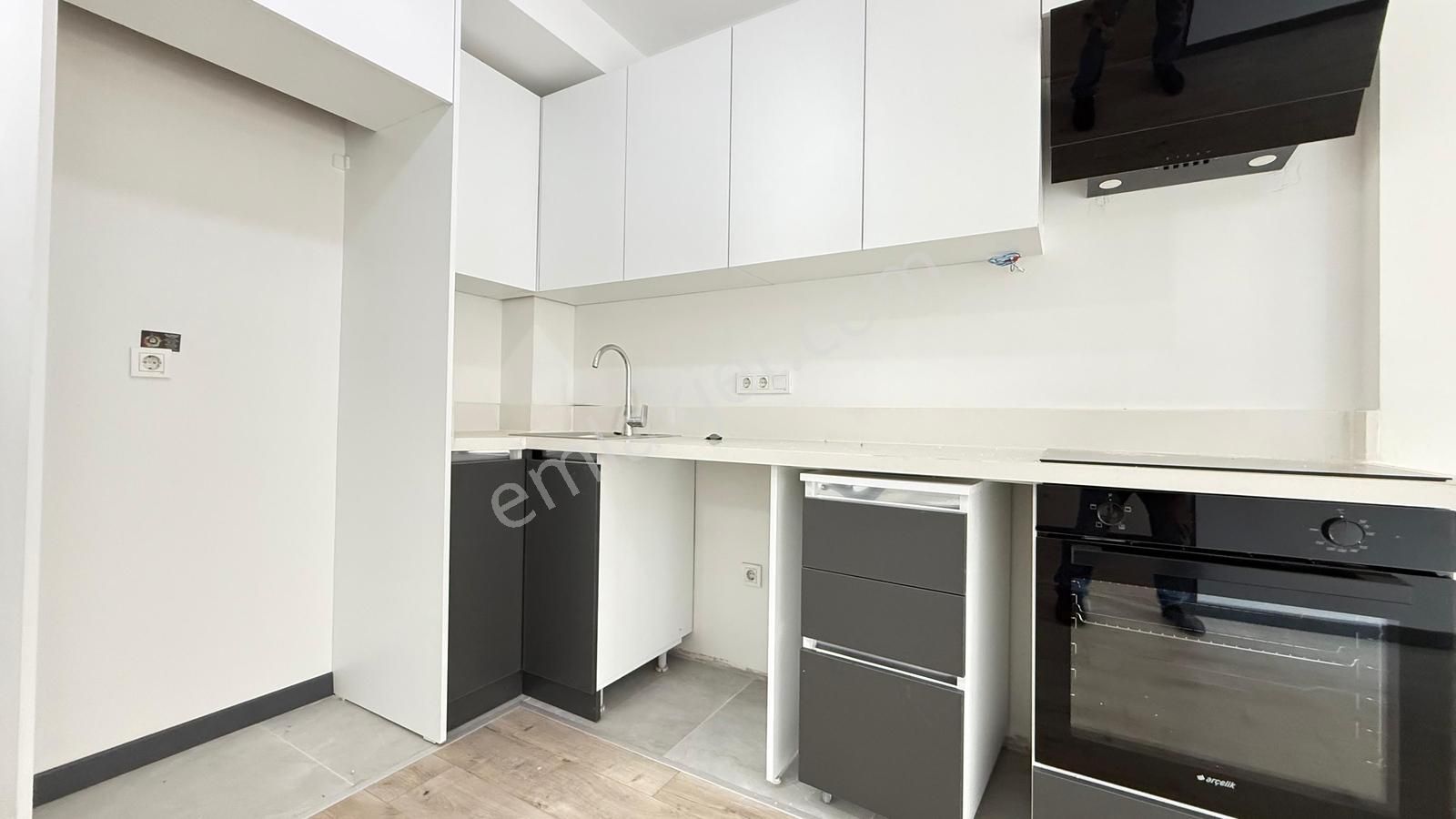 Talatpaşa Mari Vadi Evleri 1+1 Satılık Daire Metrobüse 6dk - Görsel 14