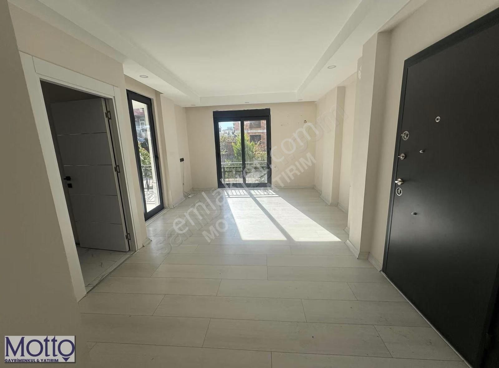 Havuzlu Site İçerisinde Fırsat 2+1 Satılık Daire - Görsel 5