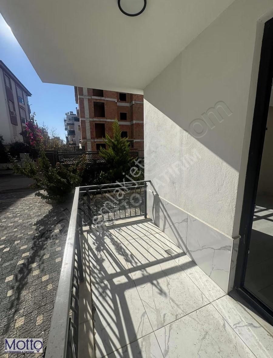 Havuzlu Site İçerisinde Fırsat 2+1 Satılık Daire - Görsel 14