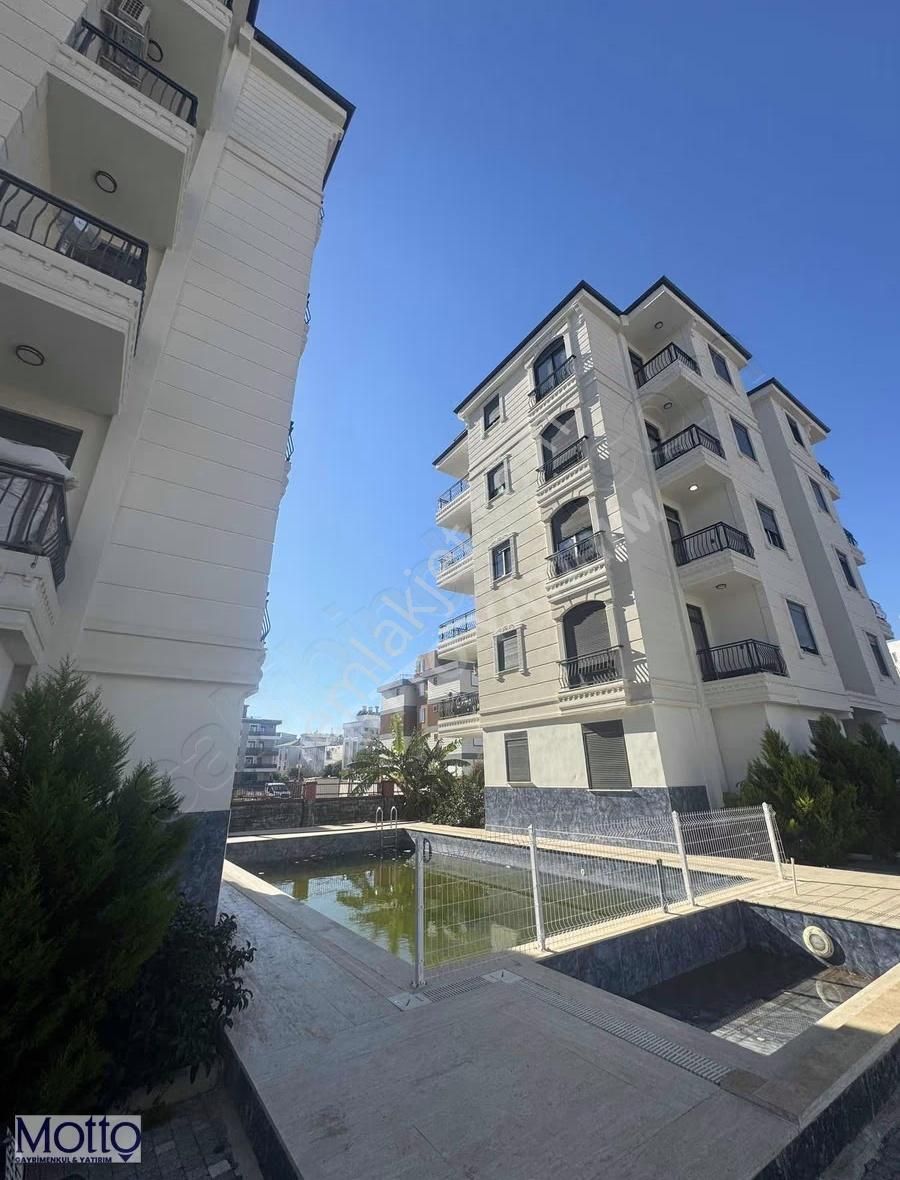 Havuzlu Site İçerisinde Fırsat 2+1 Satılık Daire - Görsel 4