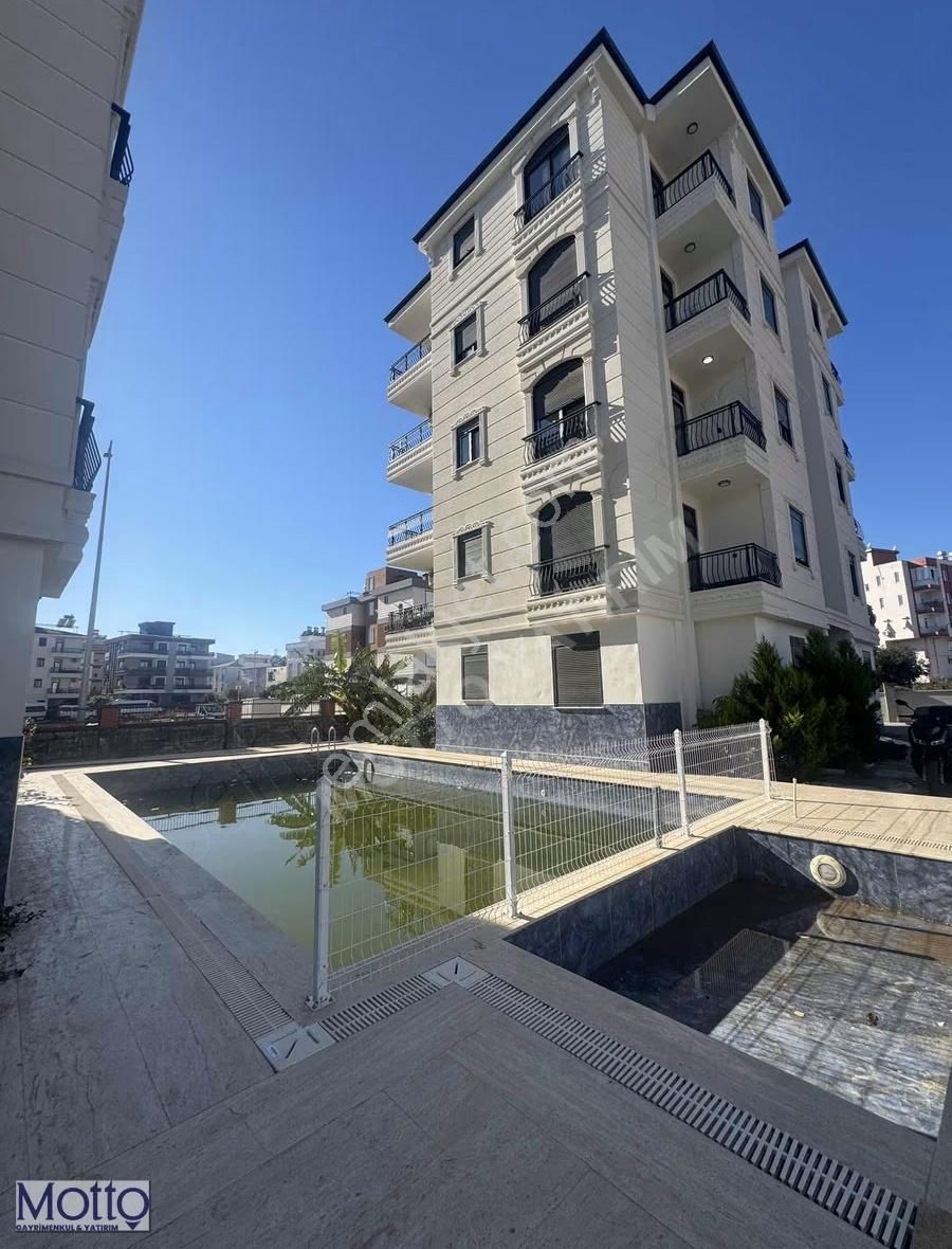 Havuzlu Site İçerisinde Fırsat 2+1 Satılık Daire - Görsel 9